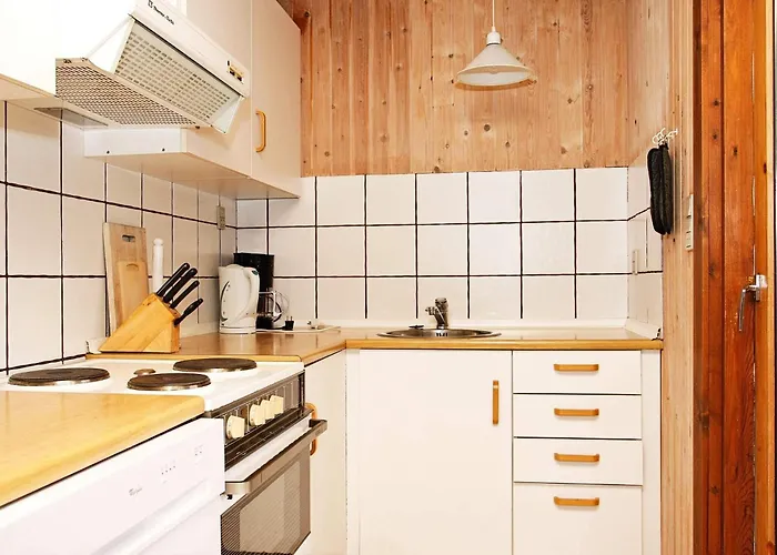 6 Person In Lokken-by Traum * Løkken